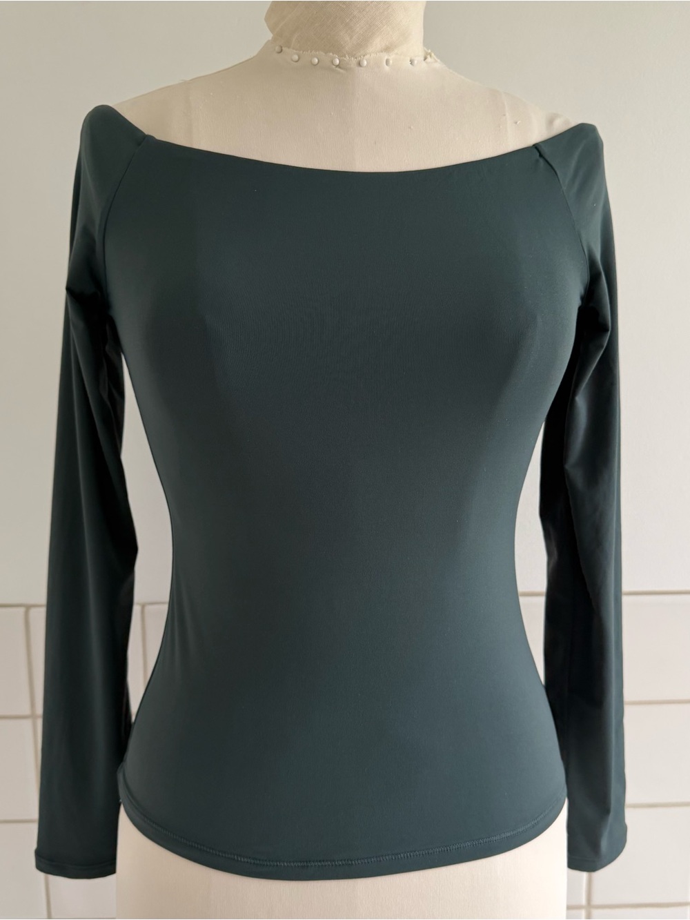 Suuksess Off-Shoulder Long Sleeve Top in Deep Teal Green NWOT. Sz: L